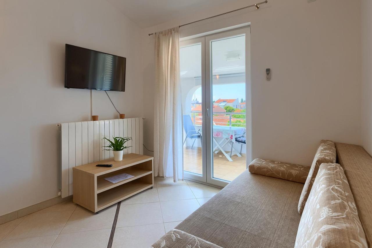Apartments Boris 771 法扎纳 外观 照片